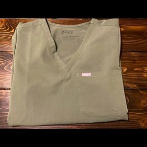 FIGS Womens Catarina™ One-Pocket Scrub Top Olive - Large